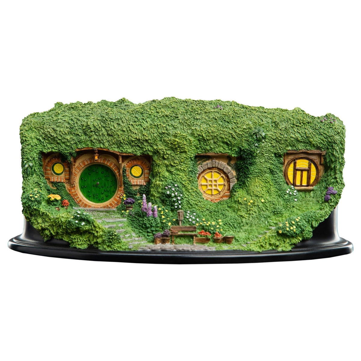 Weta The Lord of the Rings Environment Hobbit Hole Bag End Illuminated Edition PRE-ORDER