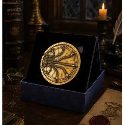 AA Merchandise Harry Potter Chamber of Secrets Door Coin PRE-ORDER