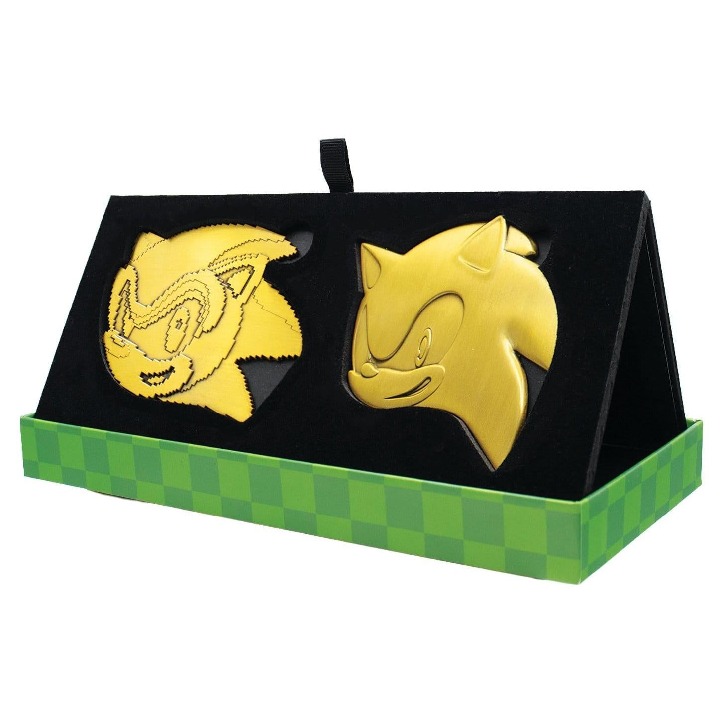 Sonic the Hedgehog 35th Anniversary Then & Now Limited Edition Medallion Set PRE-ORDER