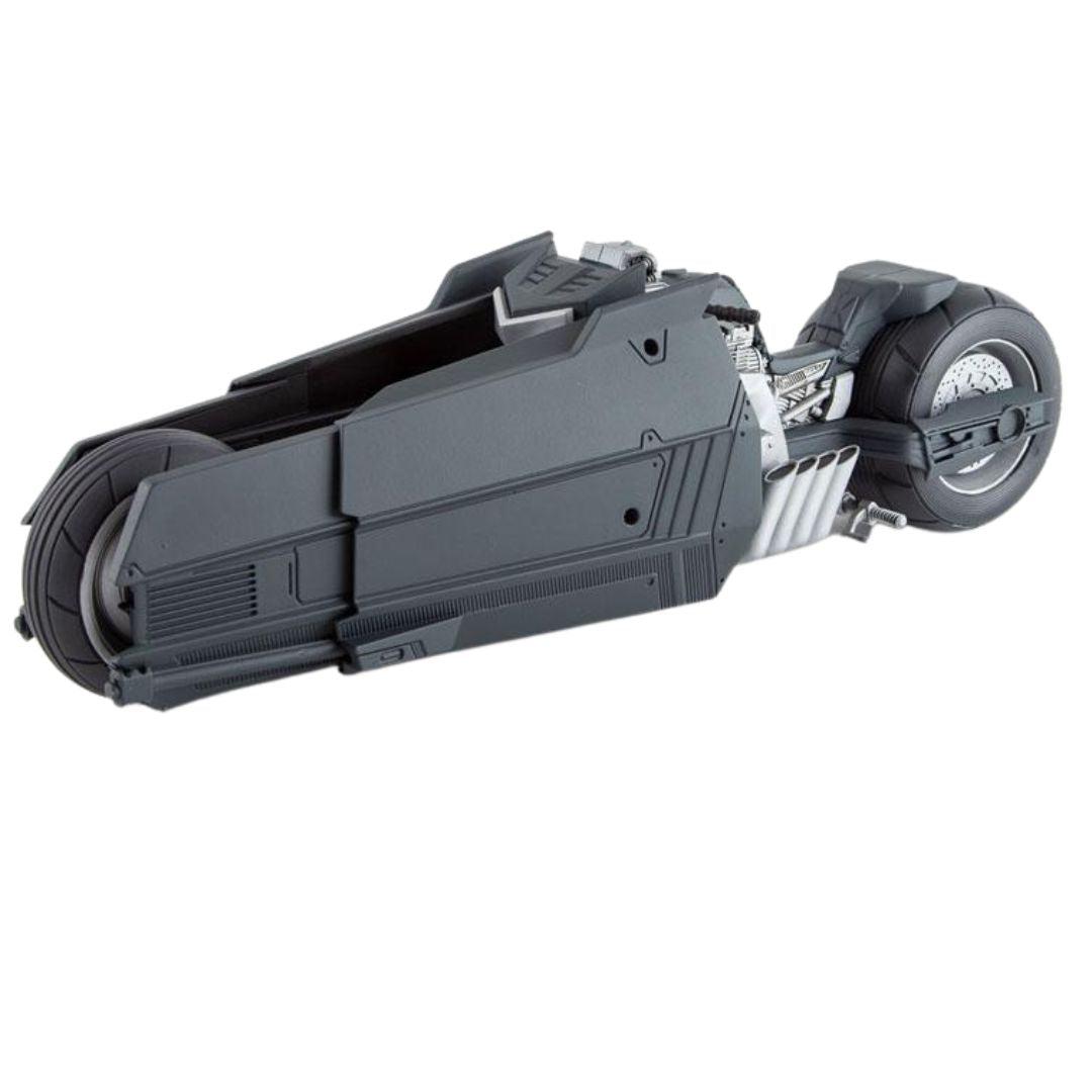 McFarlane Toys DC Multiverse Batman Action Figure Vehicle White Knight Batcycle